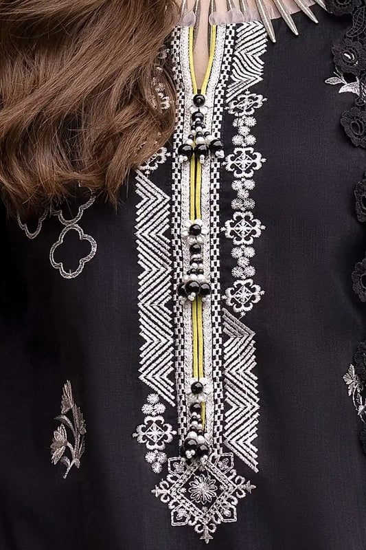 Embroidered Khaddar Suit with Printed Zari Jacquard Dupatta BY GUL AHMED V02 – ST 42010