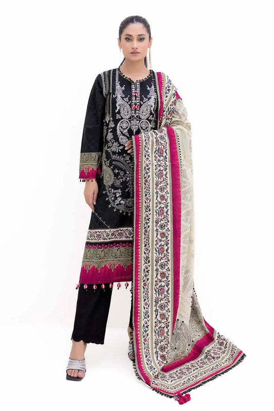 Embroidered Printed Light Khaddar Suit with Printed Khaddar Dupatta By GUL AHMED – K42012L